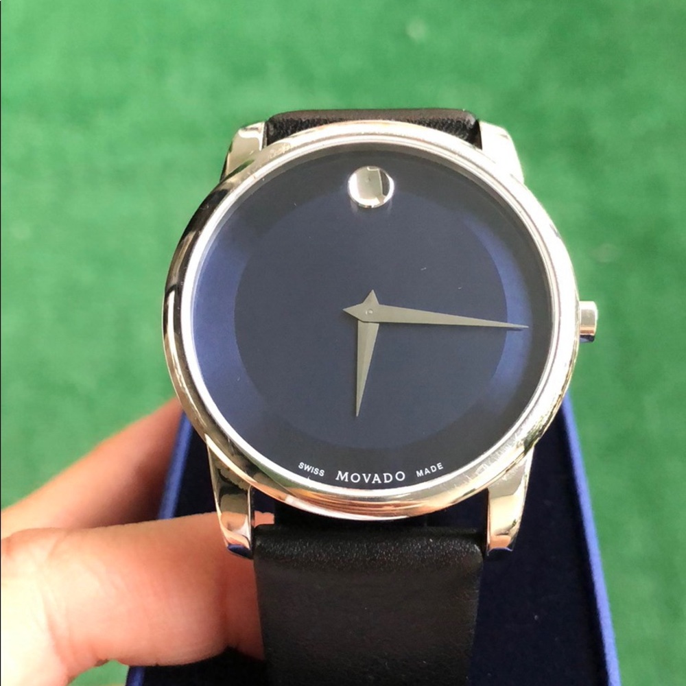 Museum Classic Watch With Leather Strap